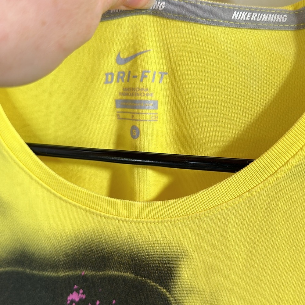 Nike running neon yellow run wild short sleeve top size small - Picture 2 of 7